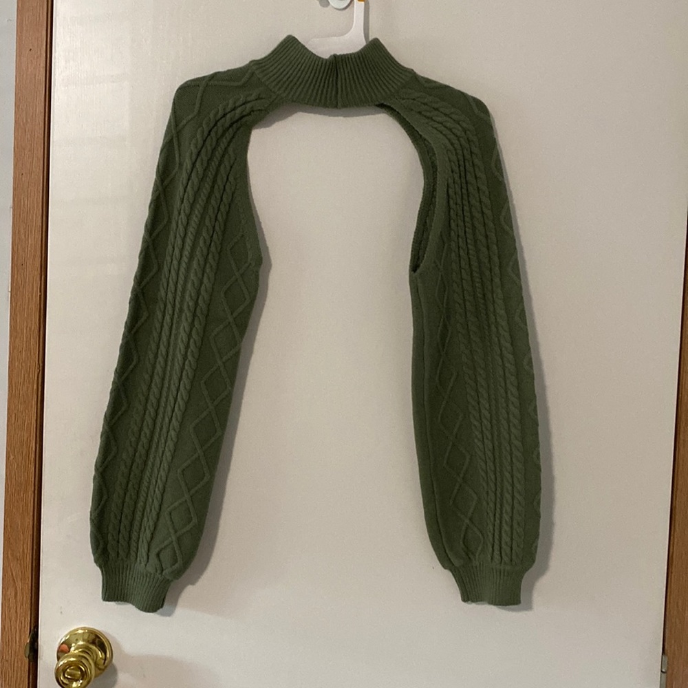 Green sweater topper